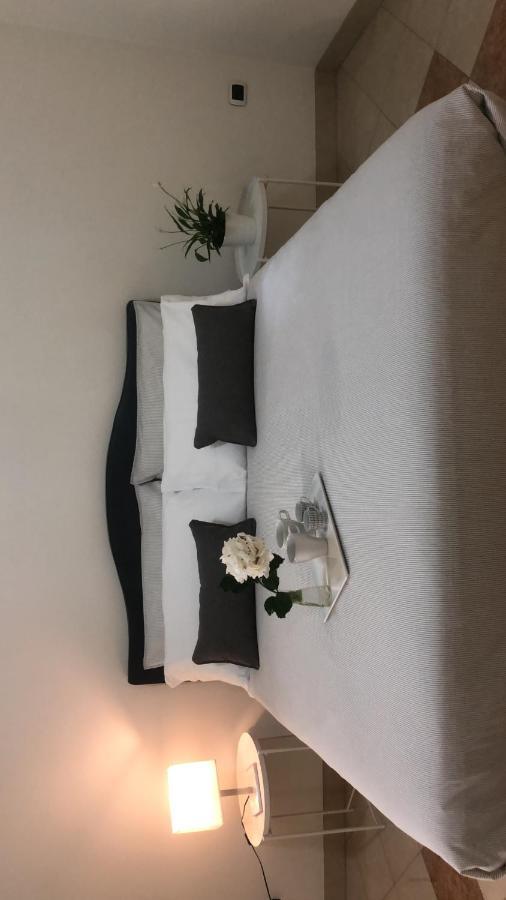 maison flores deluxe Bari Extérieur photo